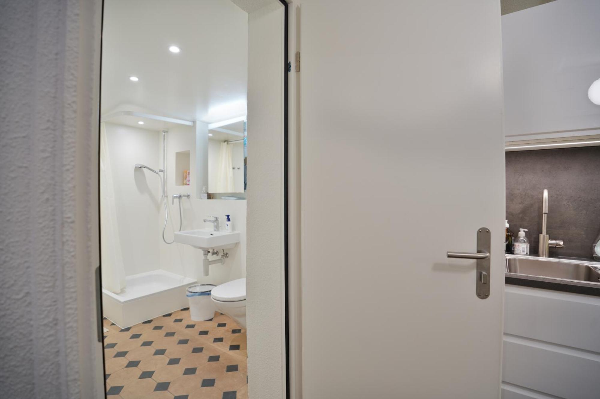 Cozy City Center, 4 Bedroom- 120Sq, 5Min Walk To Main Station Basilej Exteriér fotografie